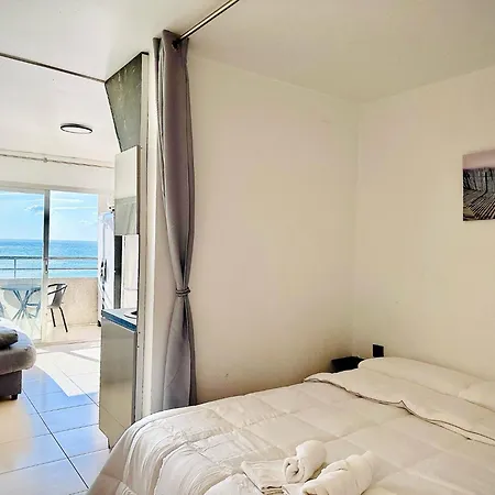 Seaview Apartment